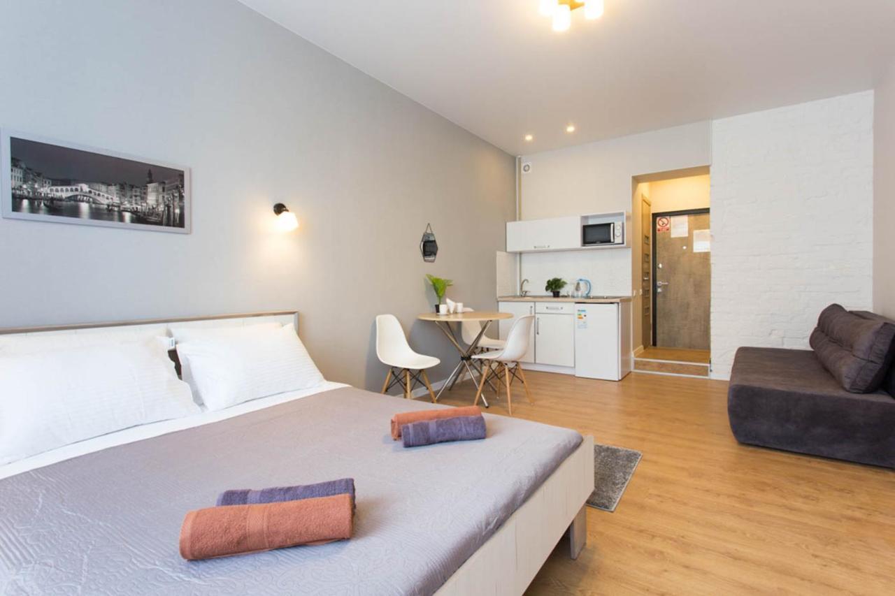 Modern Studio, Metro Yaroslava Mudroho And Universytet - Chernyshevska Str 95-2 Kharkiv Eksteriør bilde