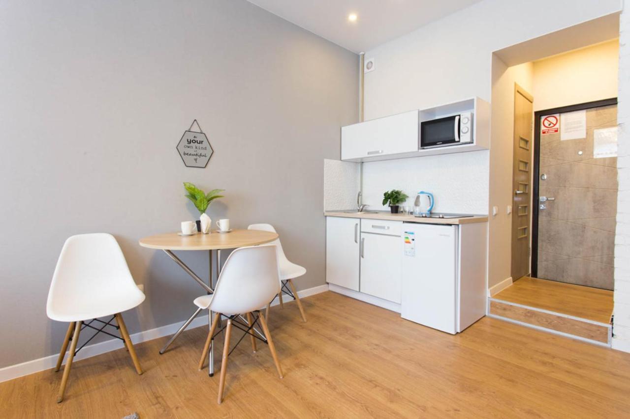 Modern Studio, Metro Yaroslava Mudroho And Universytet - Chernyshevska Str 95-2 Kharkiv Eksteriør bilde