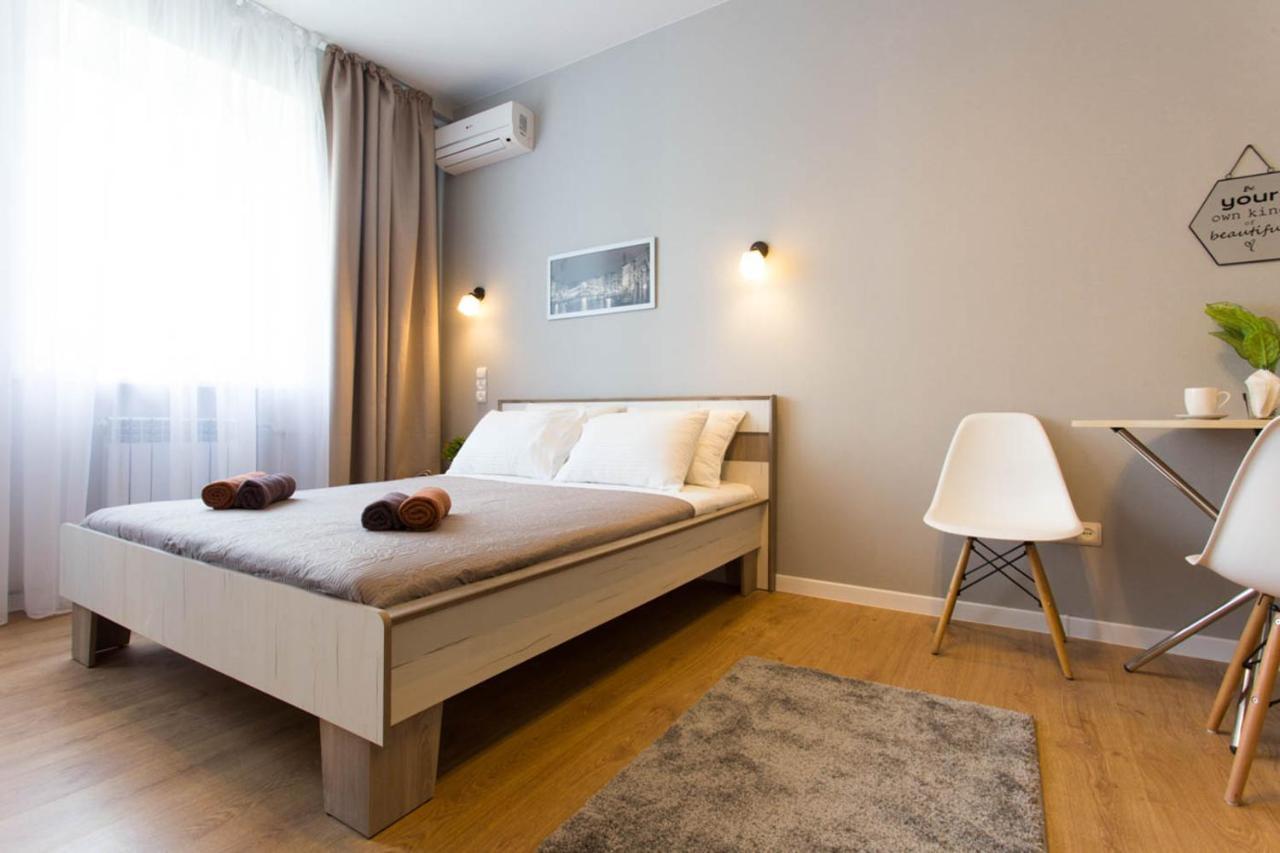 Modern Studio, Metro Yaroslava Mudroho And Universytet - Chernyshevska Str 95-2 Kharkiv Eksteriør bilde